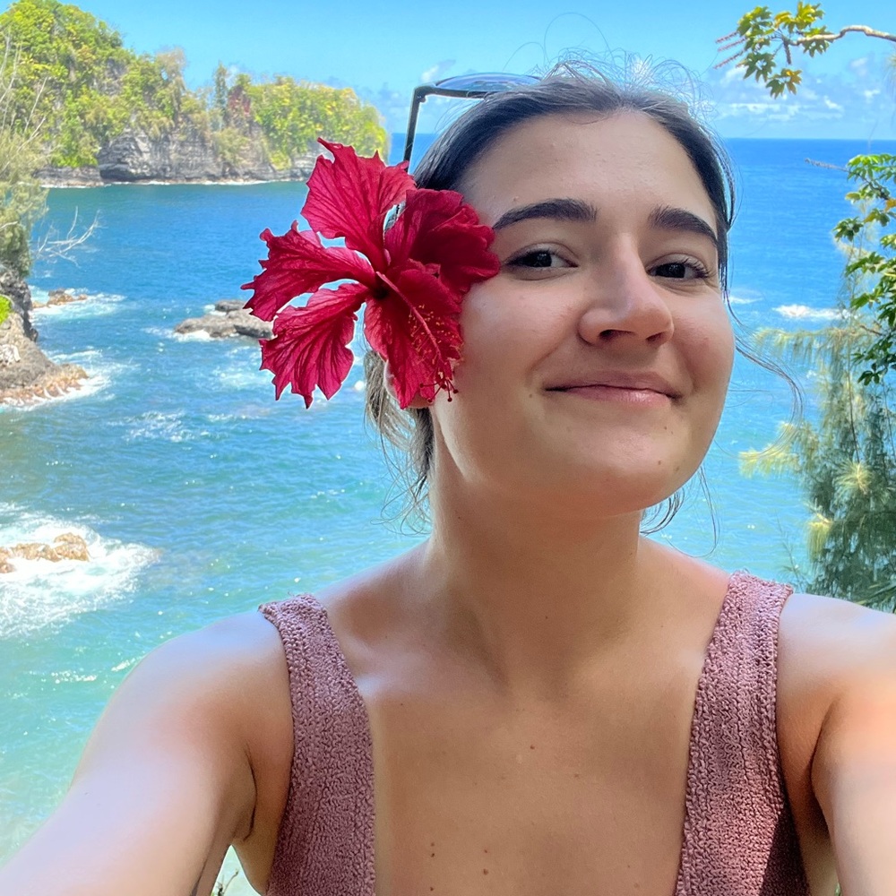 Meet your Posher, Christina